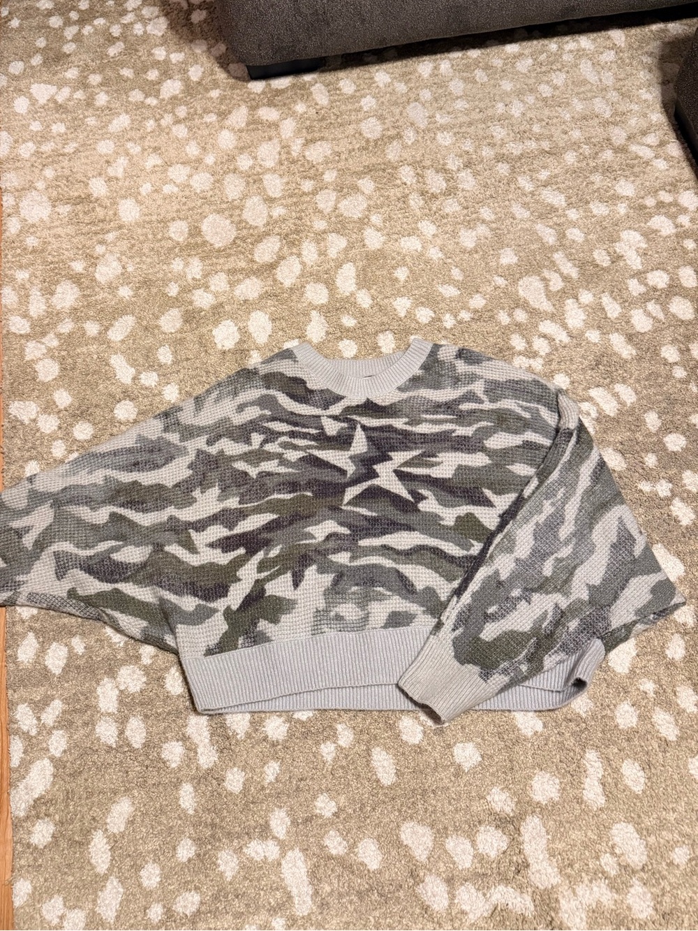 NWOT Vintage Havana Women Camo Knit Sweater
